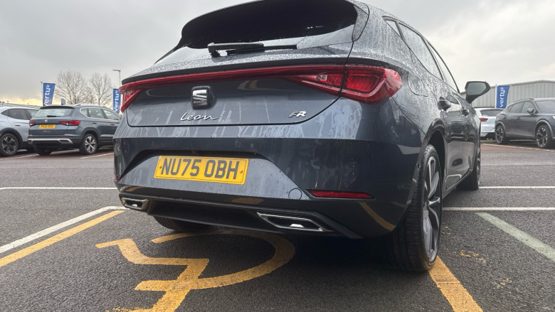 SEAT Leon 1.5 eTSI 150 FR Sport 5dr DSG [DAP] Petrol Hatchback